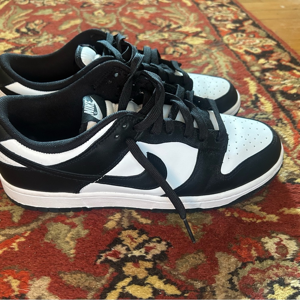 Nike panda dunk